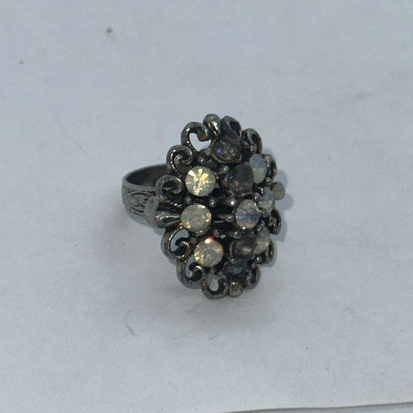 Adjustable Vintage Rhinestone Ring - Picture 2 of 3
